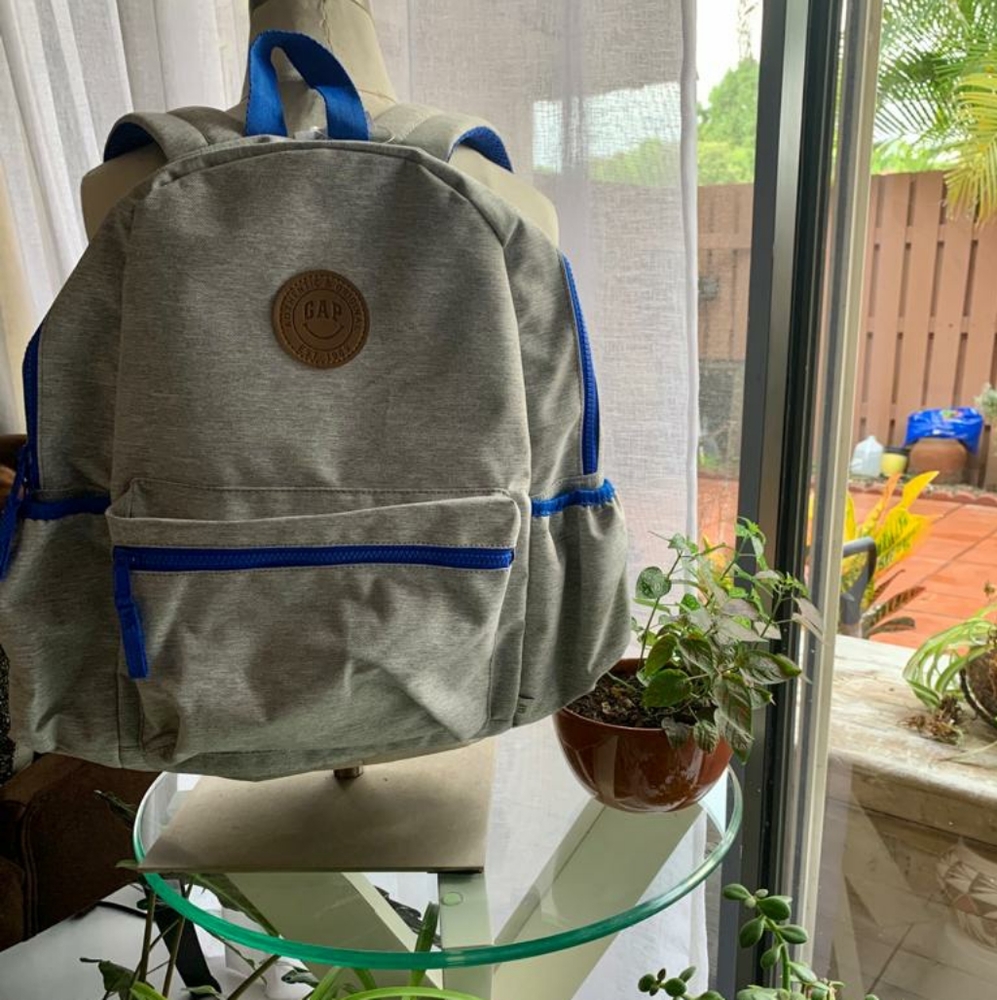 Gap youth backpack